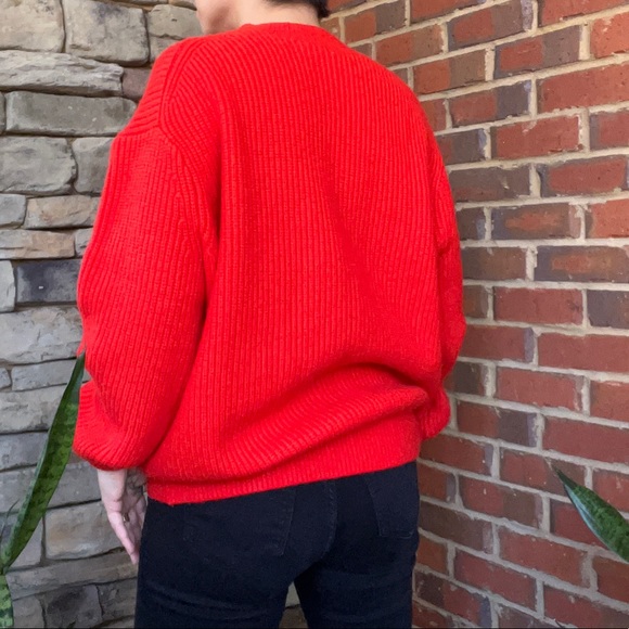 H&M knitted red pullover sweater - Picture 2 of 4